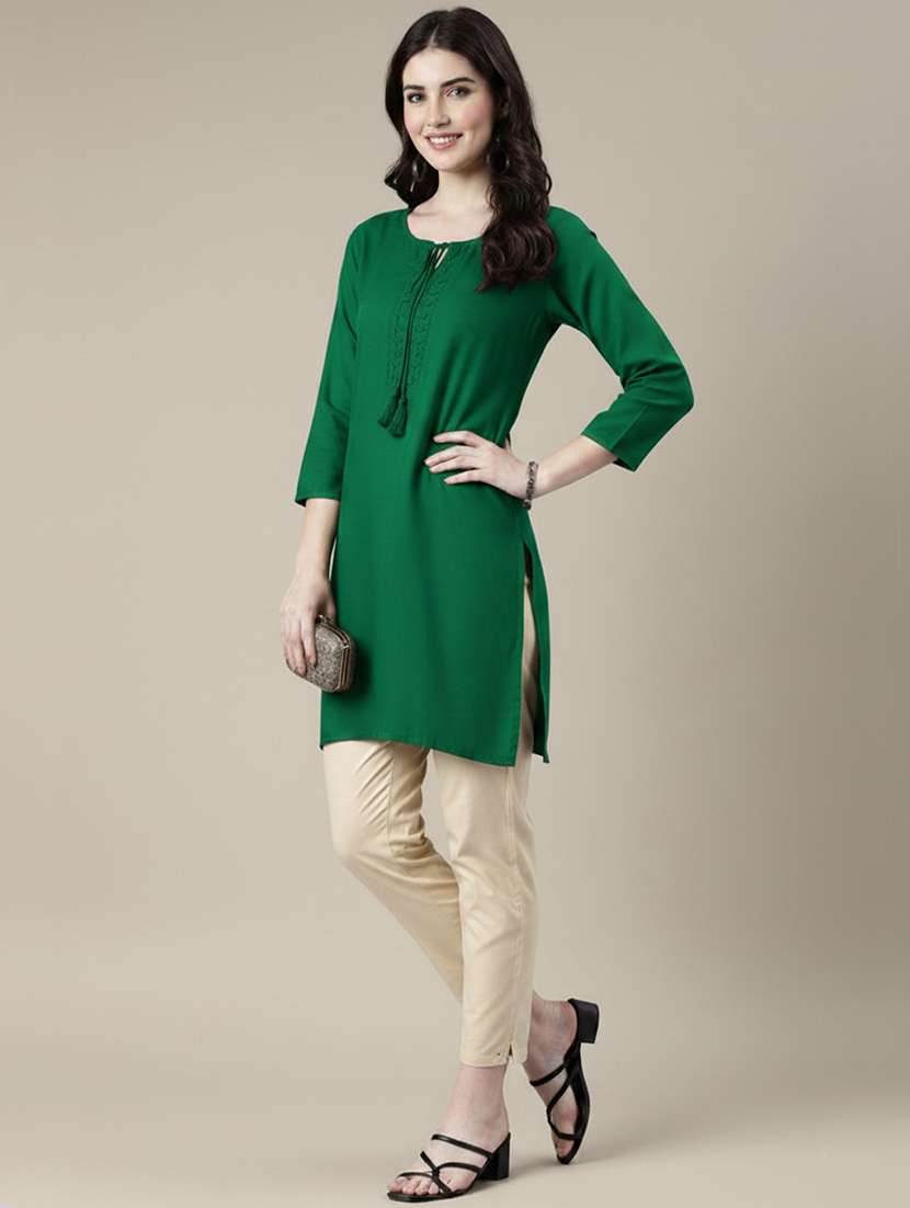 women solid mid rise tapered pant - 22182151 -  Standard Image - 4