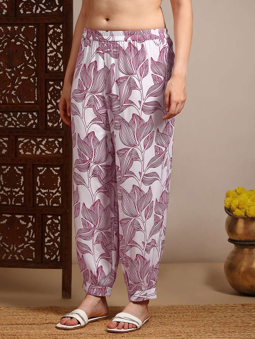 globus women pink v-neck sleeveless abstract print a-line kurta with pants fusion set - 22182170 -  Standard Image - 4