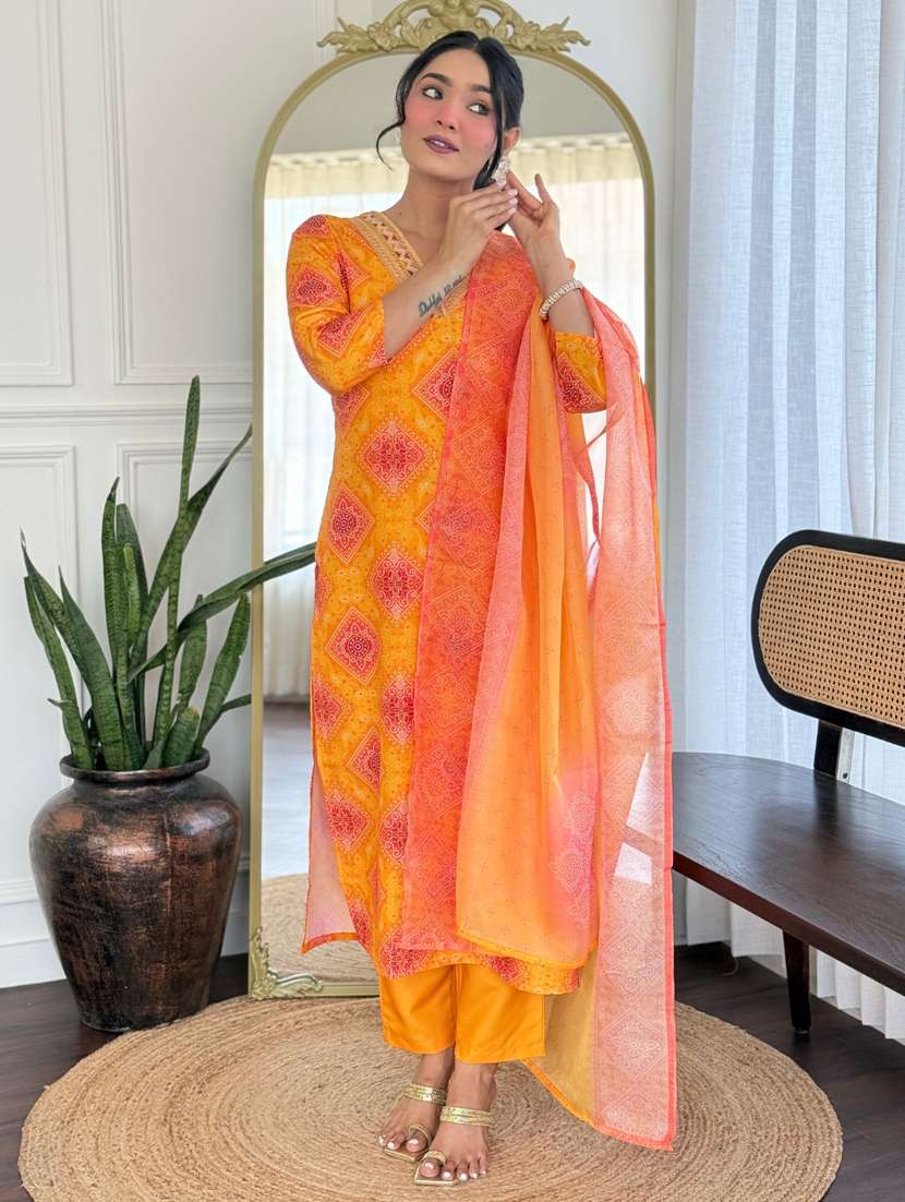 women bandhani three quarter sleeve kurta pant with dupatta set - 22182518 -  Standard Image - 1