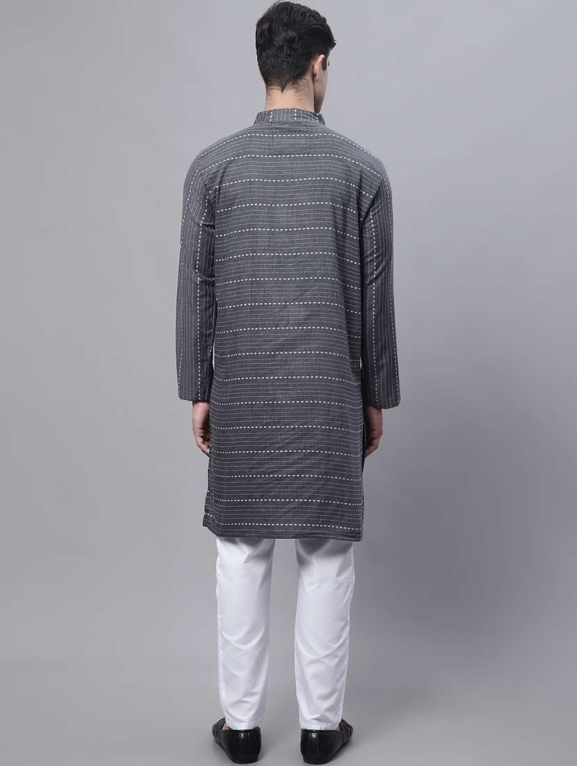 men self design mandarin neck long kurta - 22182602 -  Standard Image - 4