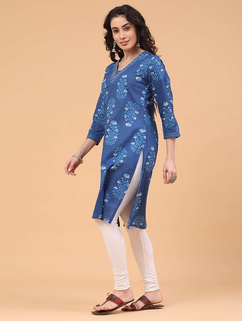 women floral three quarter sleeve straight kurta - 22182950 -  Standard Image - 4