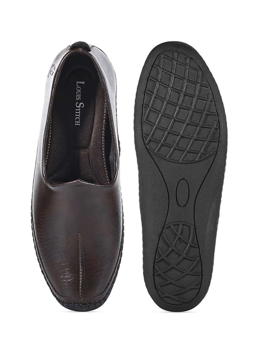 men brown slip on mojari - 22183282 -  Standard Image - 4
