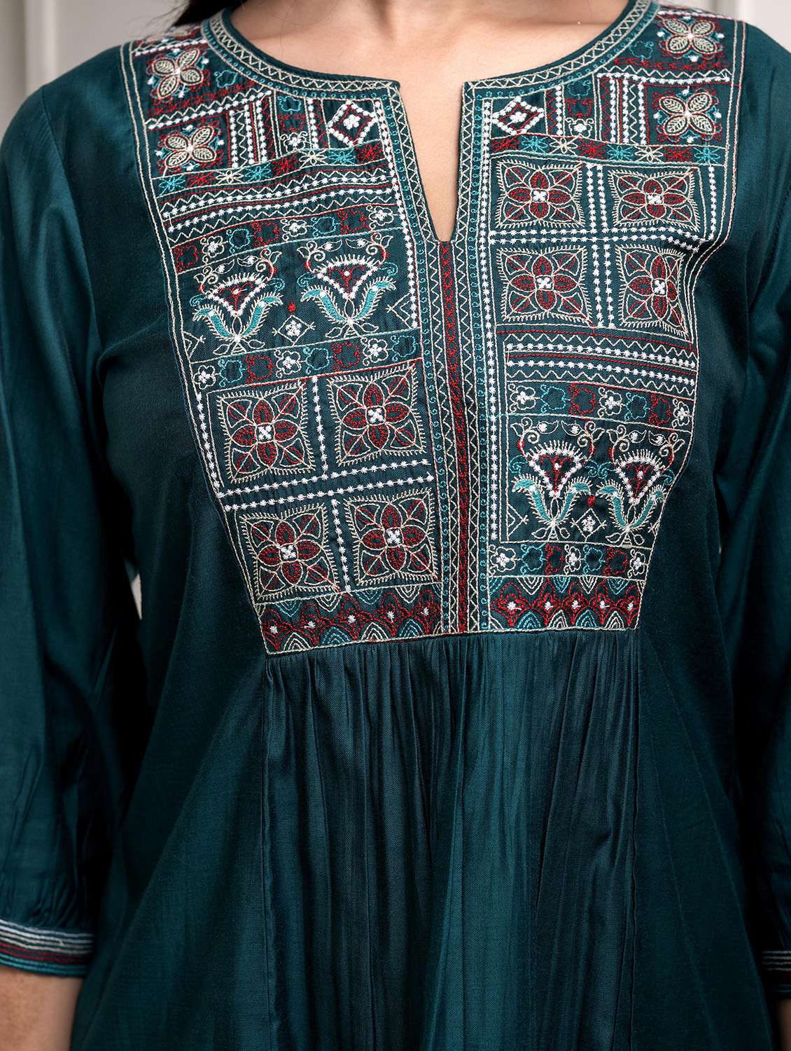 women three quarter sleeve regular fit ethnic co-ord set - 22183380 -  Standard Image - 4