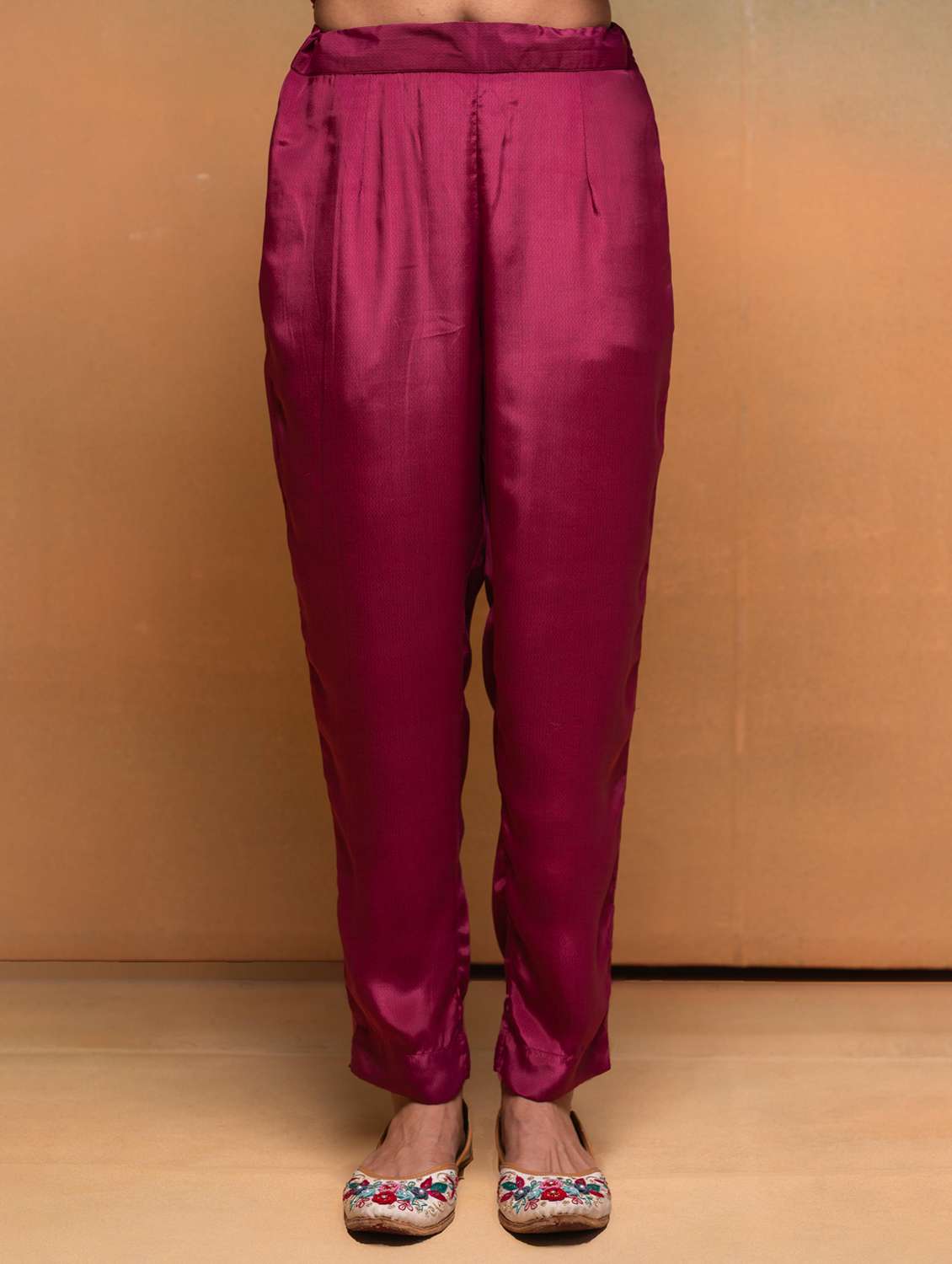 women floral printed three quarter sleeve kurta pant with dupatta set - 22183388 -  Standard Image - 4