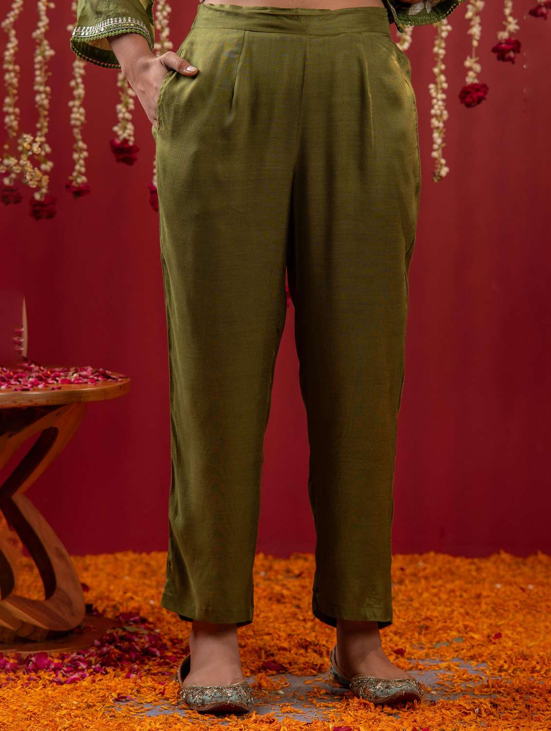 women solid with work three quarter sleeve kurta pant with dupatta set - 22183404 -  Standard Image - 4