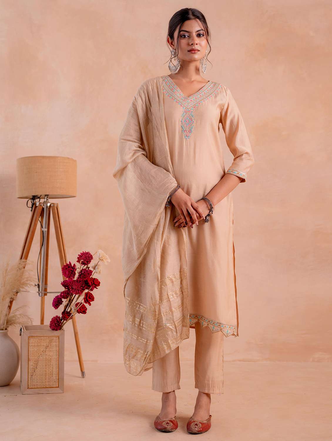 women solid with work three quarter sleeve kurta pant with dupatta set