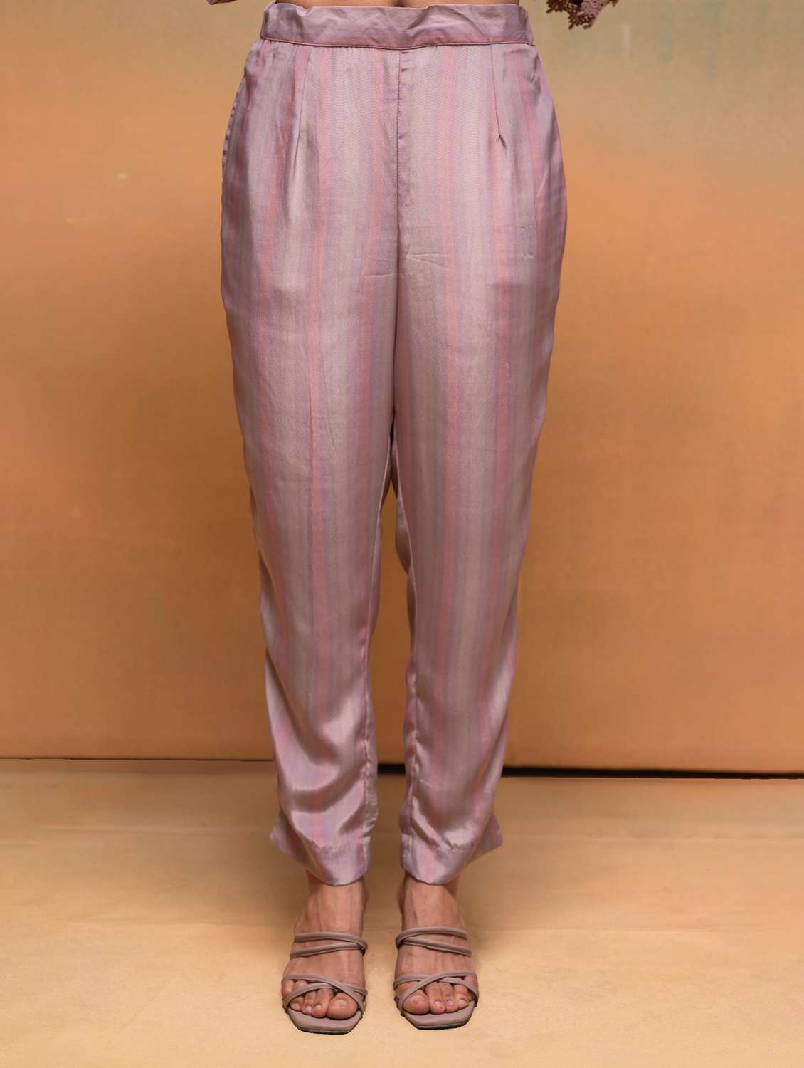 women floral printed three quarter sleeve kurta pant with dupatta set - 22183421 -  Standard Image - 4