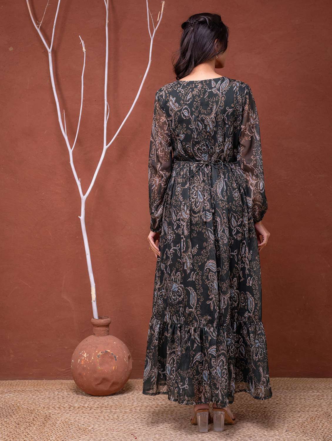 women paisley printed puff sleeve tiered maxi dress - 22183435 -  Standard Image - 4