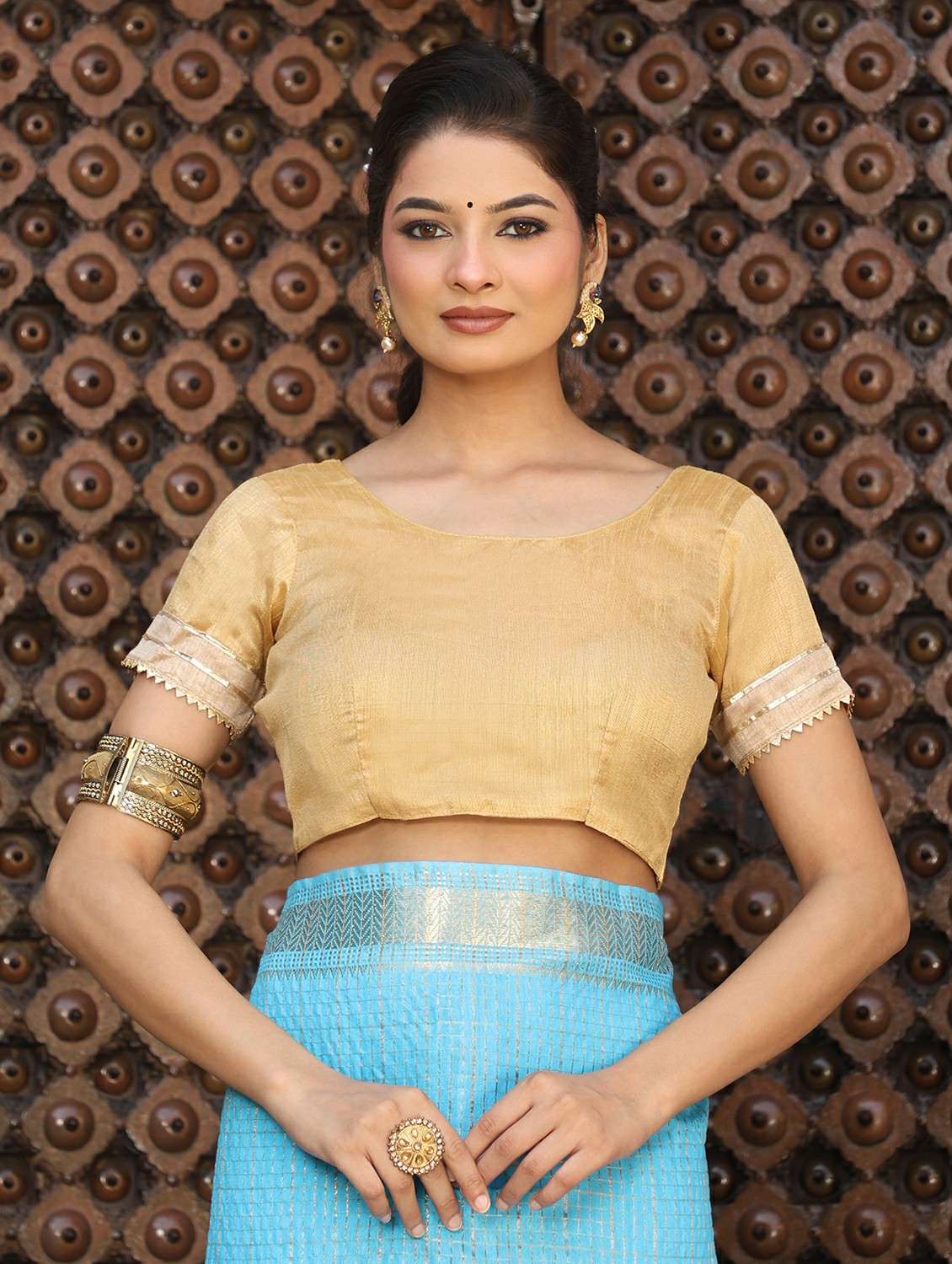 women checkered bordered saree with blouse - 22183720 -  Standard Image - 6