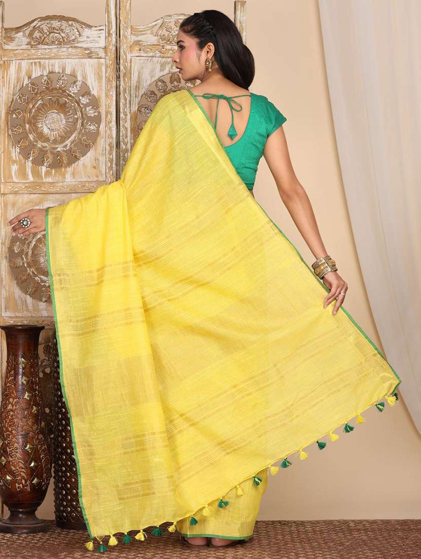 women solid with bordered saree with blouse - 22183747 -  Standard Image - 4