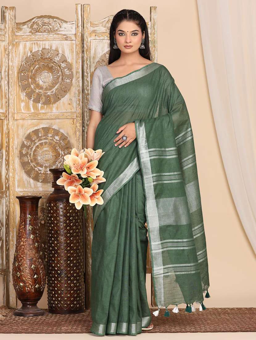 women solid with bordered saree with blouse - 22183750 -  Standard Image - 1