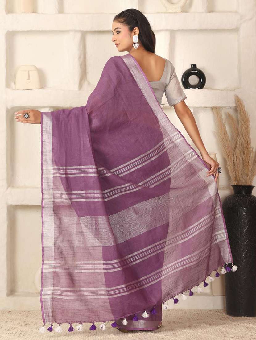 women solid with bordered saree with blouse - 22183761 -  Standard Image - 4