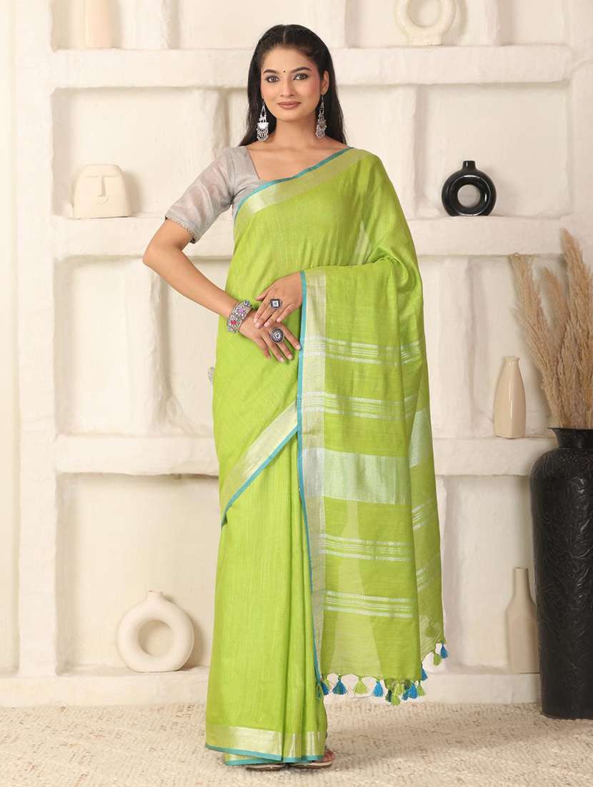 women solid with bordered saree with blouse - 22183766 -  Standard Image - 1