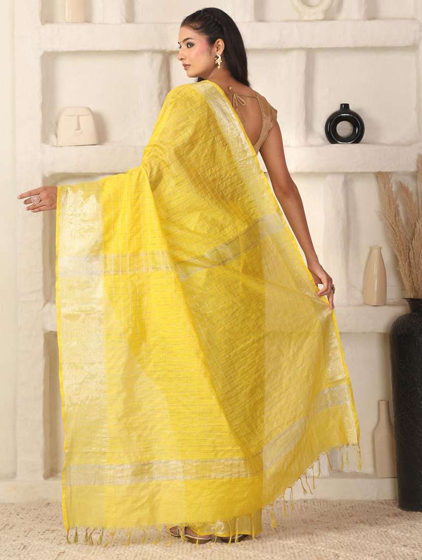 women solid with bordered saree with blouse - 22183770 -  Standard Image - 4