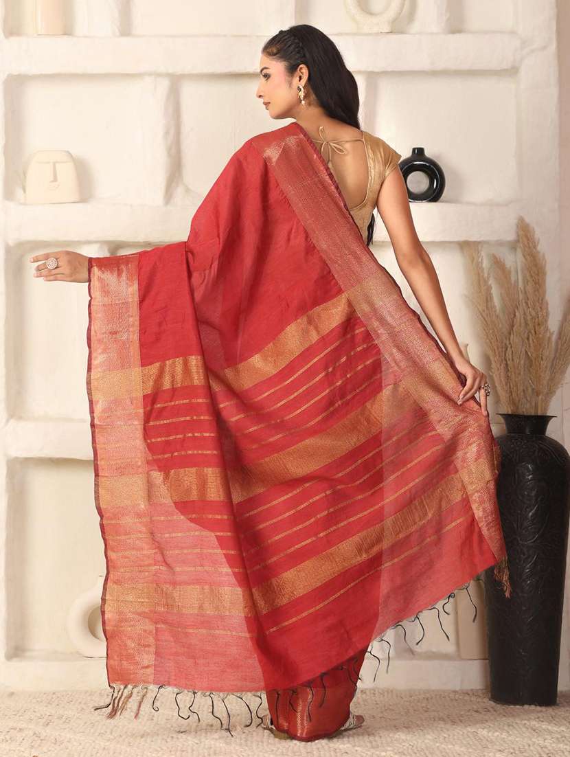 women solid with bordered saree with blouse - 22183773 -  Standard Image - 4