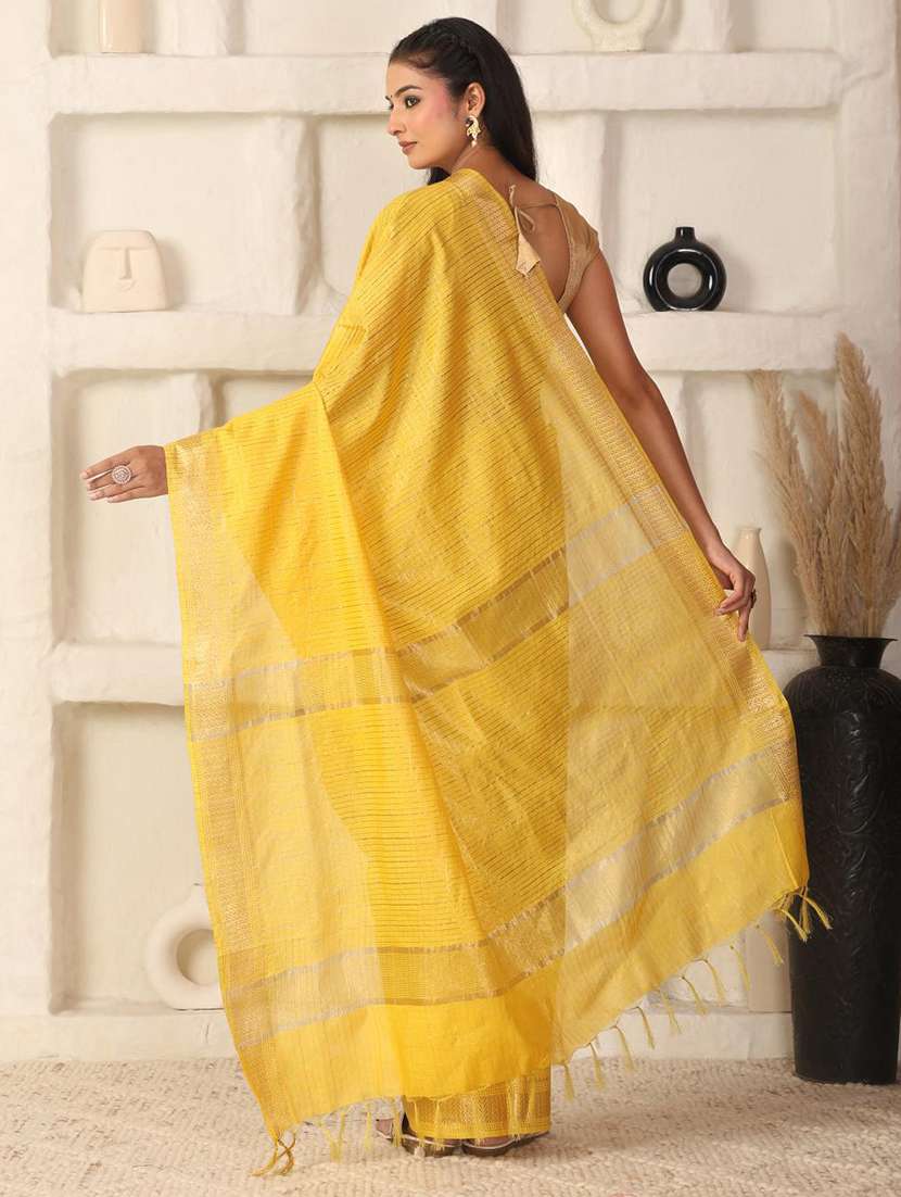 women solid with bordered saree with blouse - 22183774 -  Standard Image - 4