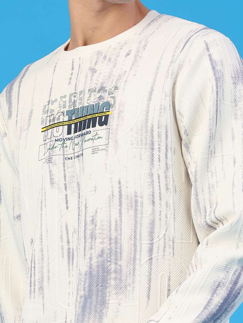 men round neck long sleeve sweatshirt - 22183988 -  Standard Image - 4