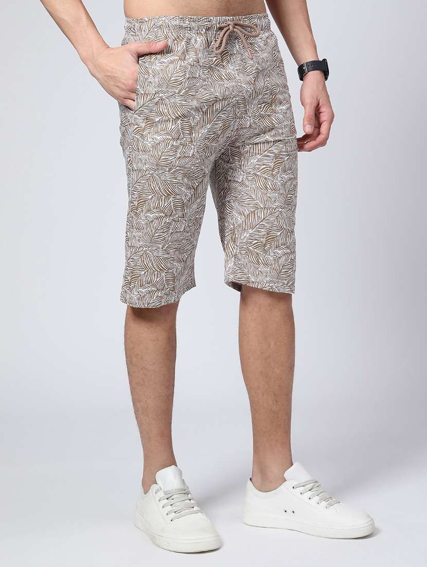 men printed mid rise regular fit three-fourth shorts - 22184018 -  Standard Image - 1
