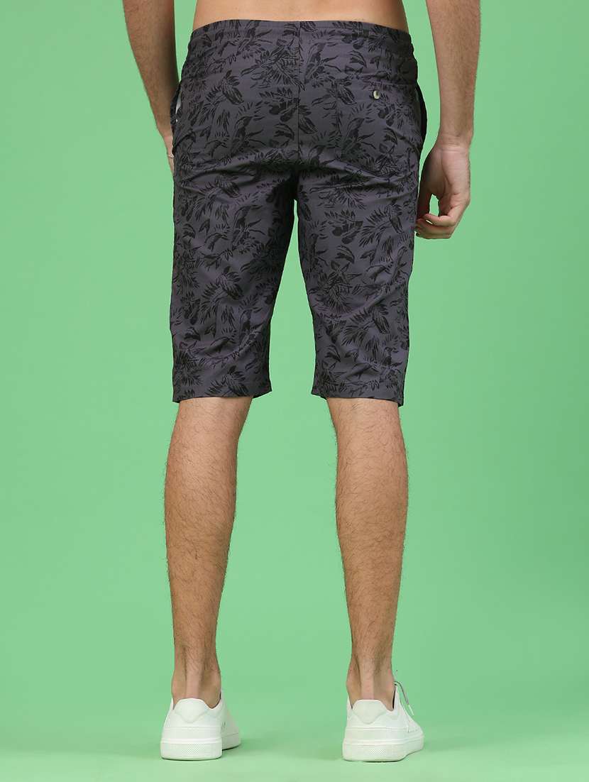 men printed mid rise regular fit three-fourth shorts - 22184019 -  Standard Image - 4