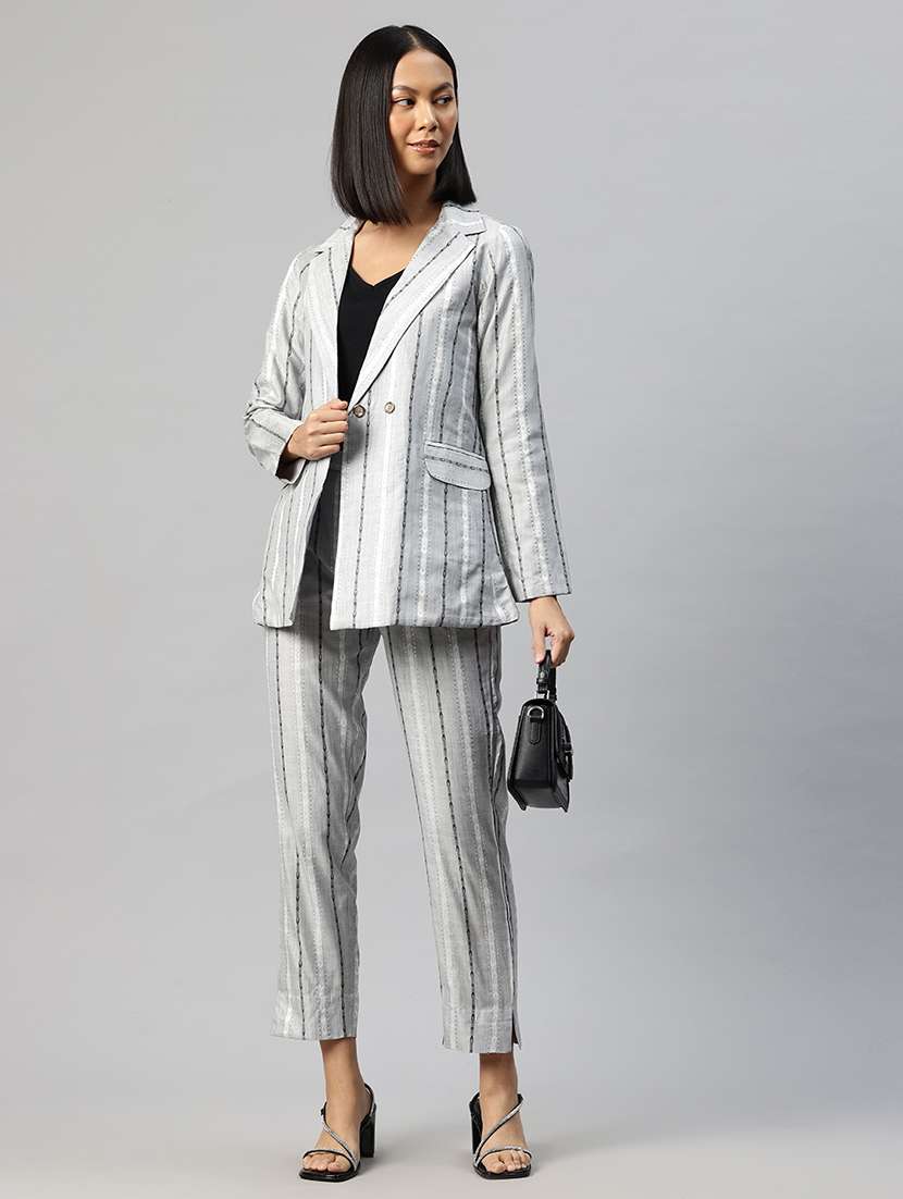 women self design blazer & trouser co-ord set