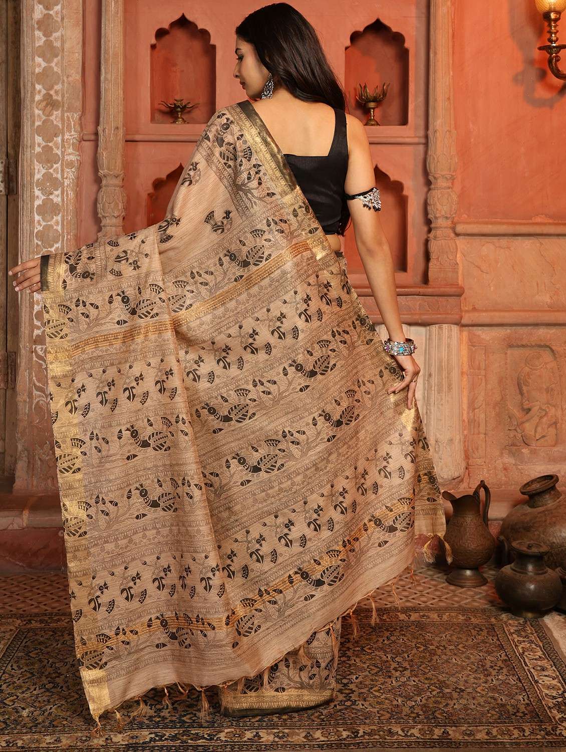 women printed casual wear saree with blouse - 22184322 -  Standard Image - 4