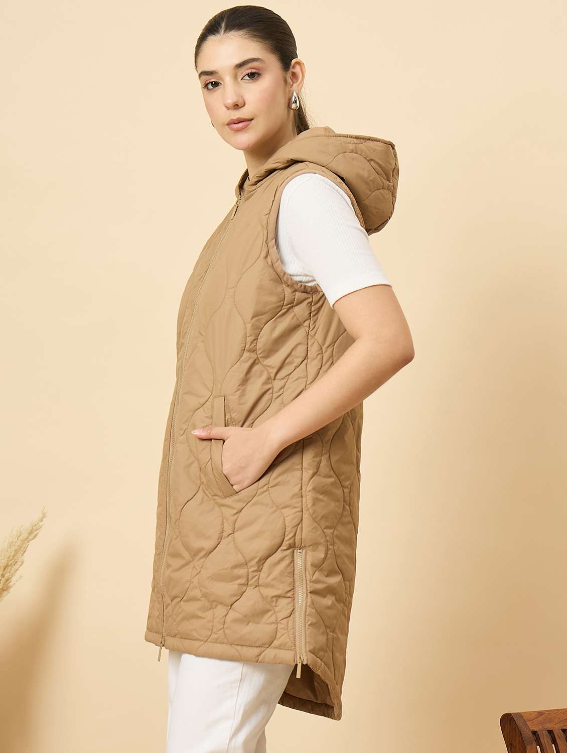 women solid sleeveless quilted long hooded jacket - 22184350 -  Standard Image - 1