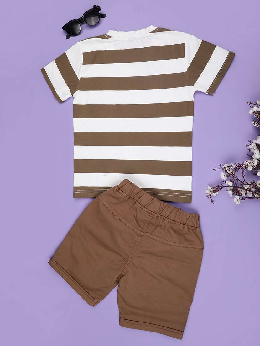 boys printed t-shirt and shorts set - 22184595 -  Standard Image - 1