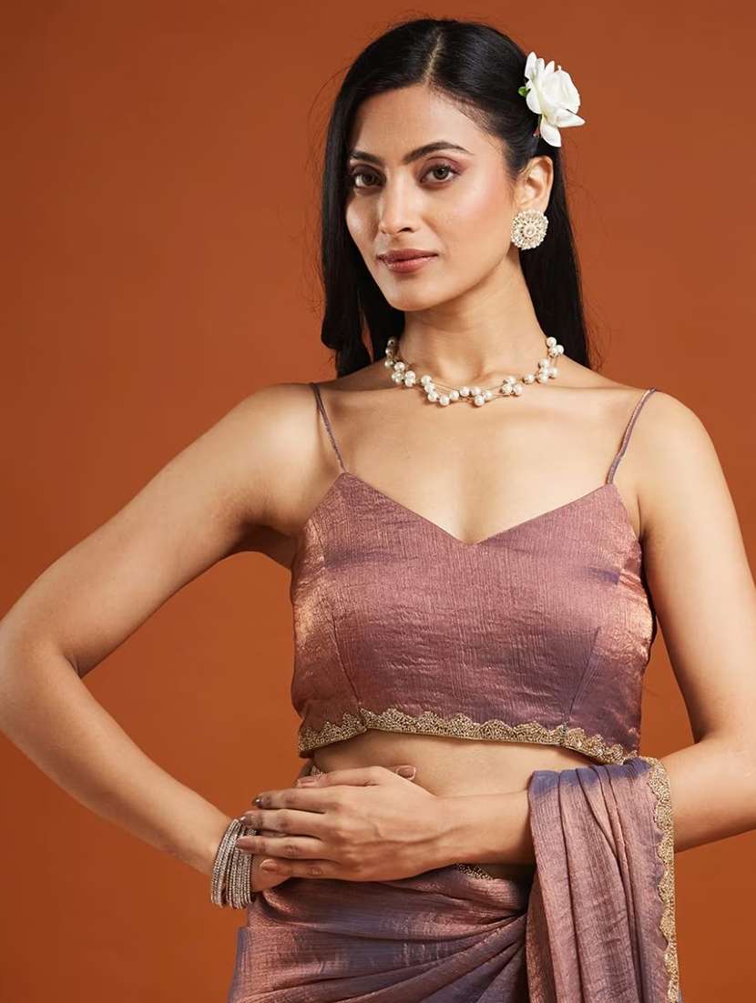 women solid with embellished bordered saree with blouse - 22185054 -  Standard Image - 4