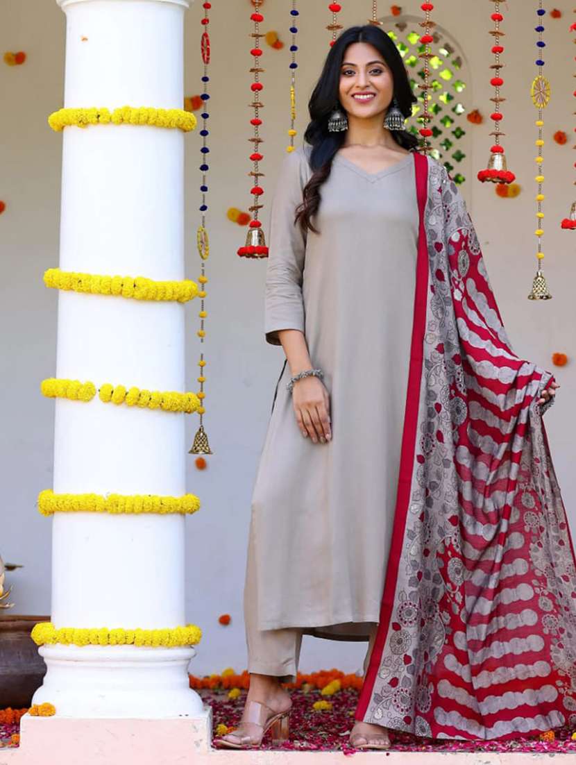 women solid three quarter sleeve kurta pant with dupatta set - 22185059 -  Standard Image - 1