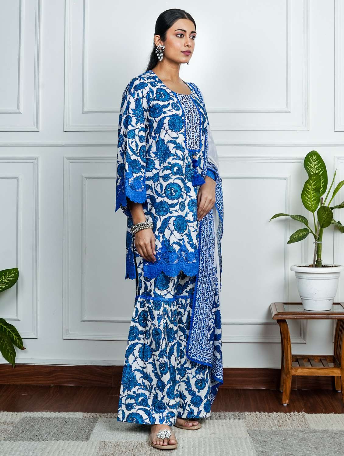 women floral long sleeve kurta sharara with dupatta set - 22185064 -  Standard Image - 1