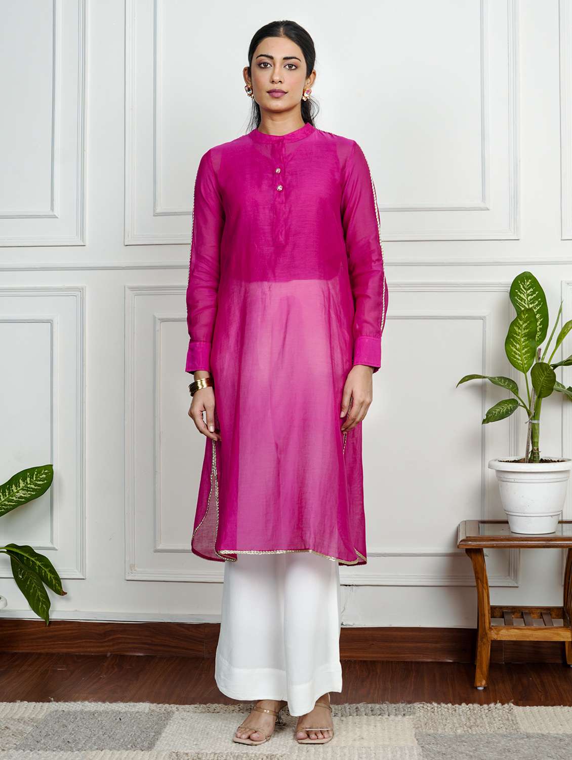women solid long sleeve straight kurta 