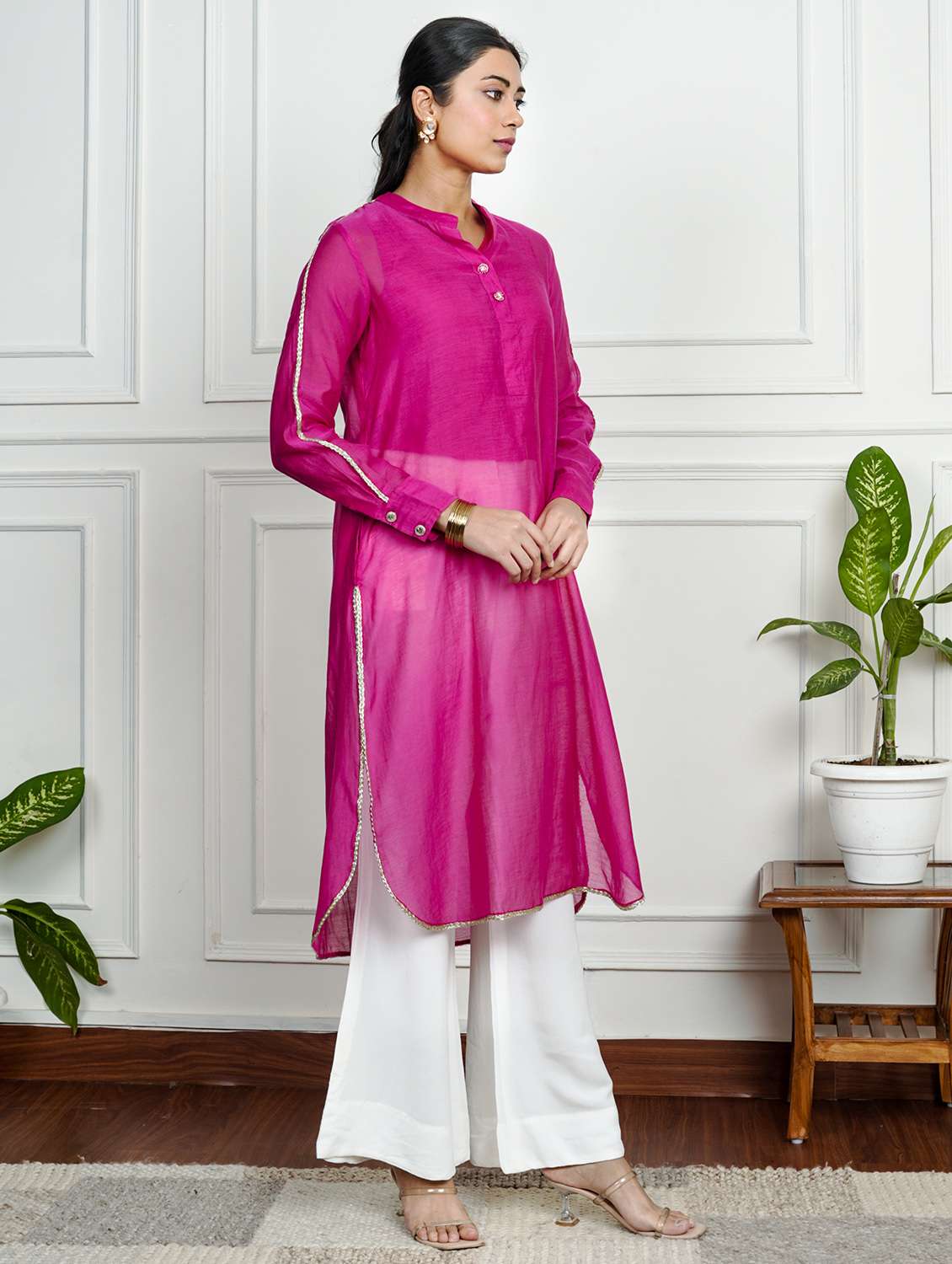 women solid long sleeve straight kurta  - 22185076 -  Standard Image - 1