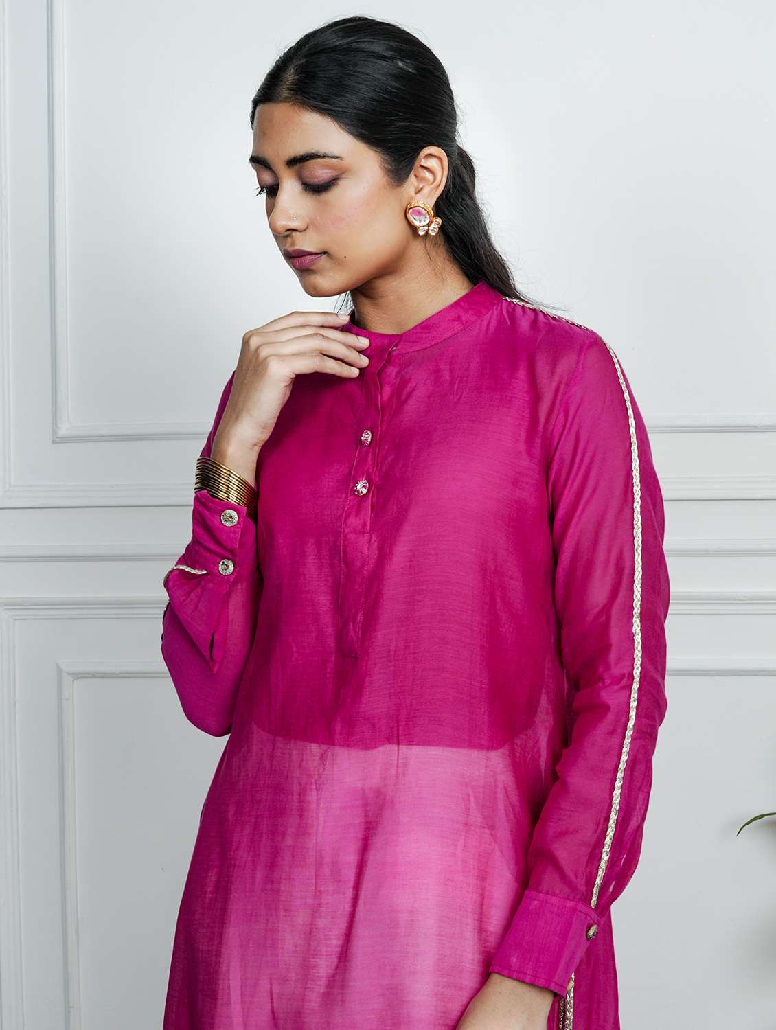 women solid long sleeve straight kurta  - 22185076 -  Standard Image - 4