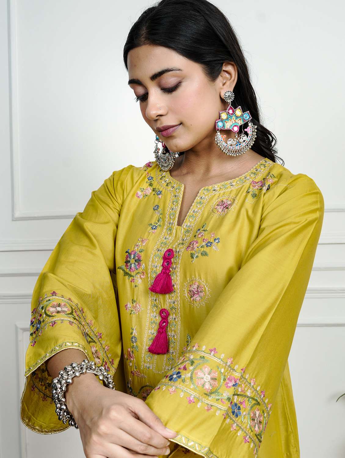 women solid with work long sleeve kurta pant with dupatta set - 22185079 -  Standard Image - 4