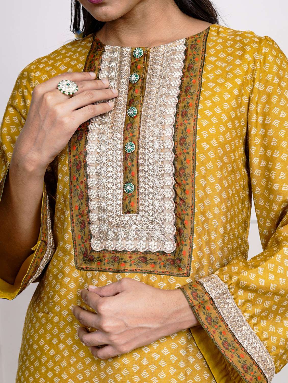 women printed long sleeve kurta salwar with dupatta set - 22185086 -  Standard Image - 4