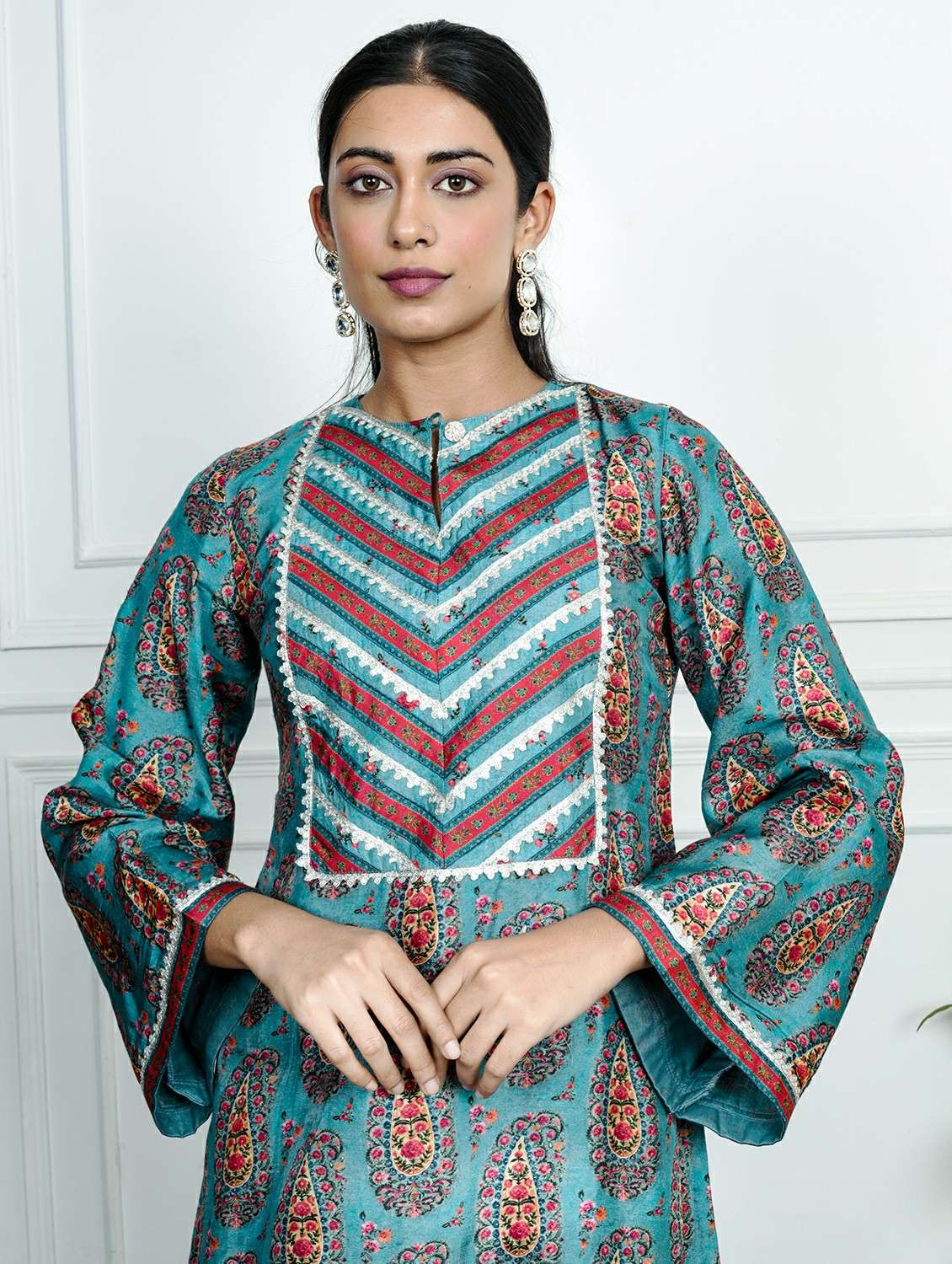 women printed long sleeve kurta salwar with dupatta set - 22185087 -  Standard Image - 4