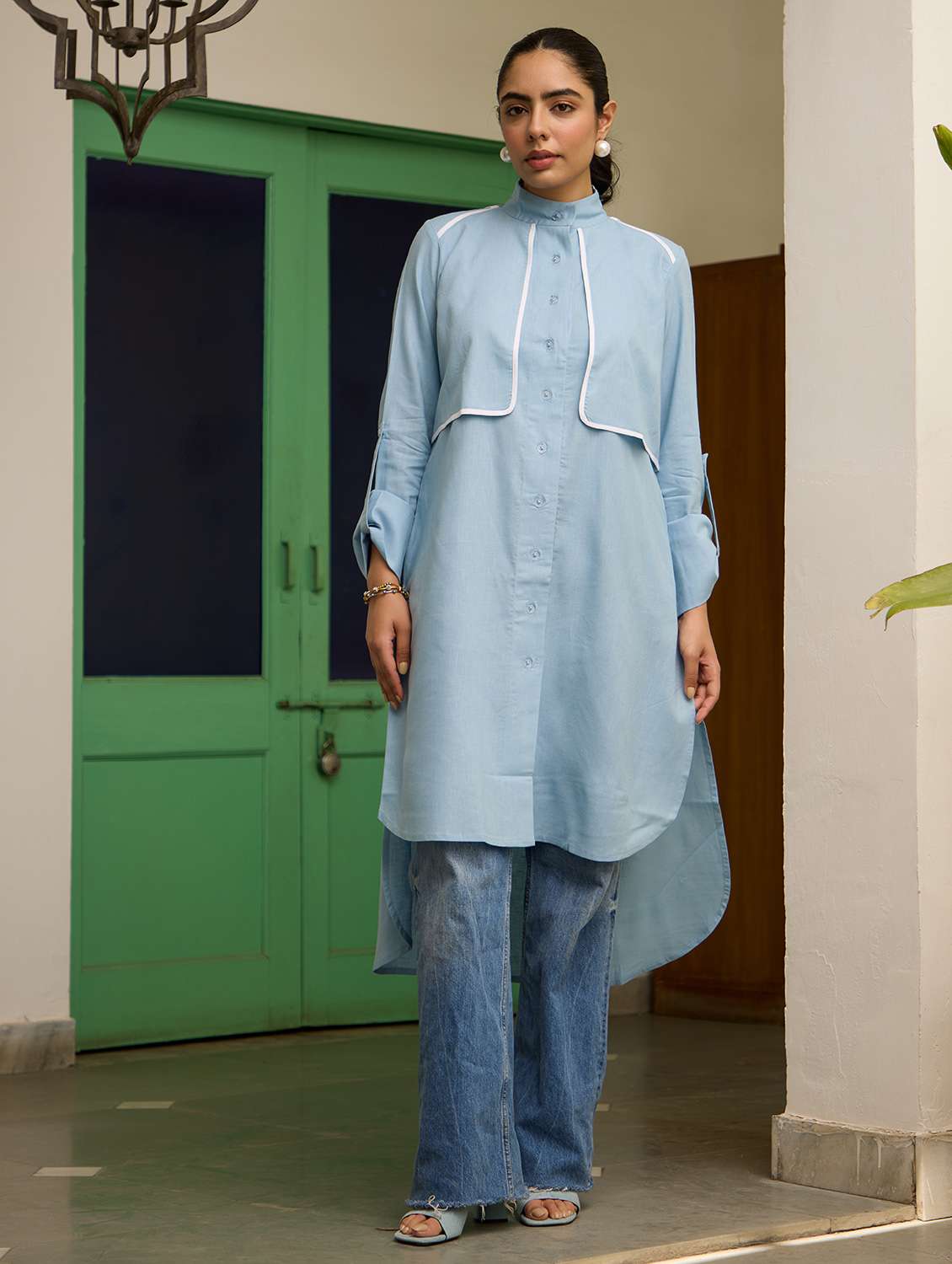 women solid long sleeve high low kurta - 22185097 -  Standard Image - 1