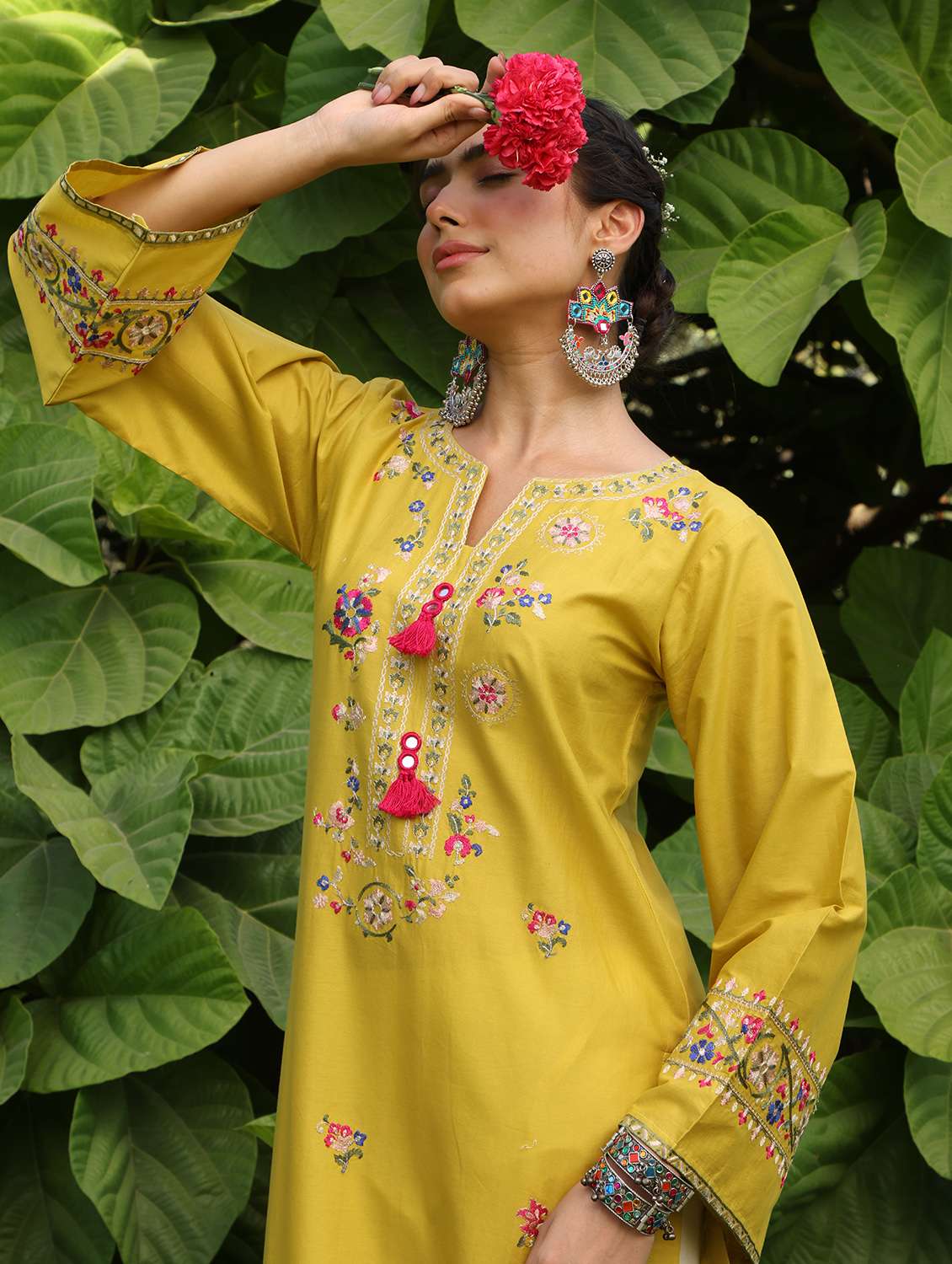 women solid with work long sleeve straight kurta  - 22185098 -  Standard Image - 4