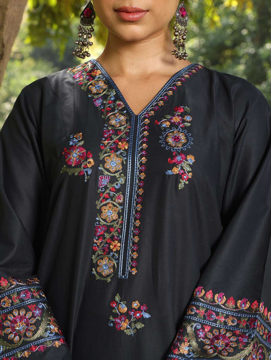 women solid with work long sleeve kurta pant set - 22185100 -  Standard Image - 4