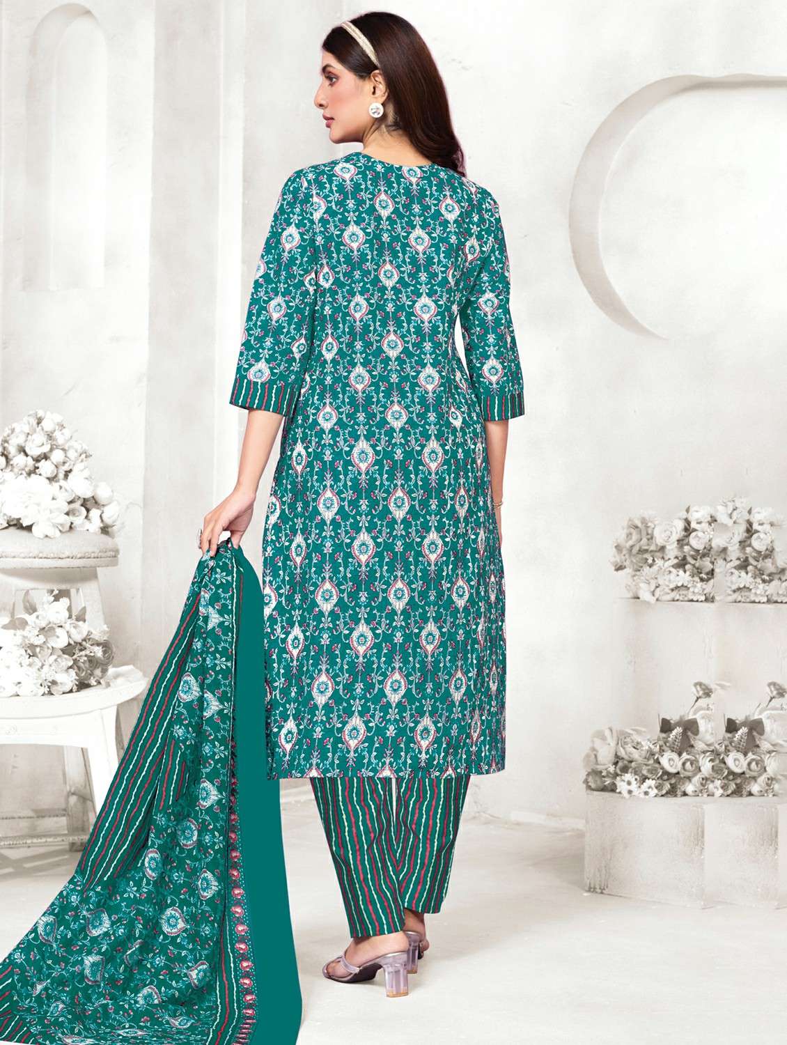 women printed three quarter sleeve kurta pant with dupatta set - 22185118 -  Standard Image - 1