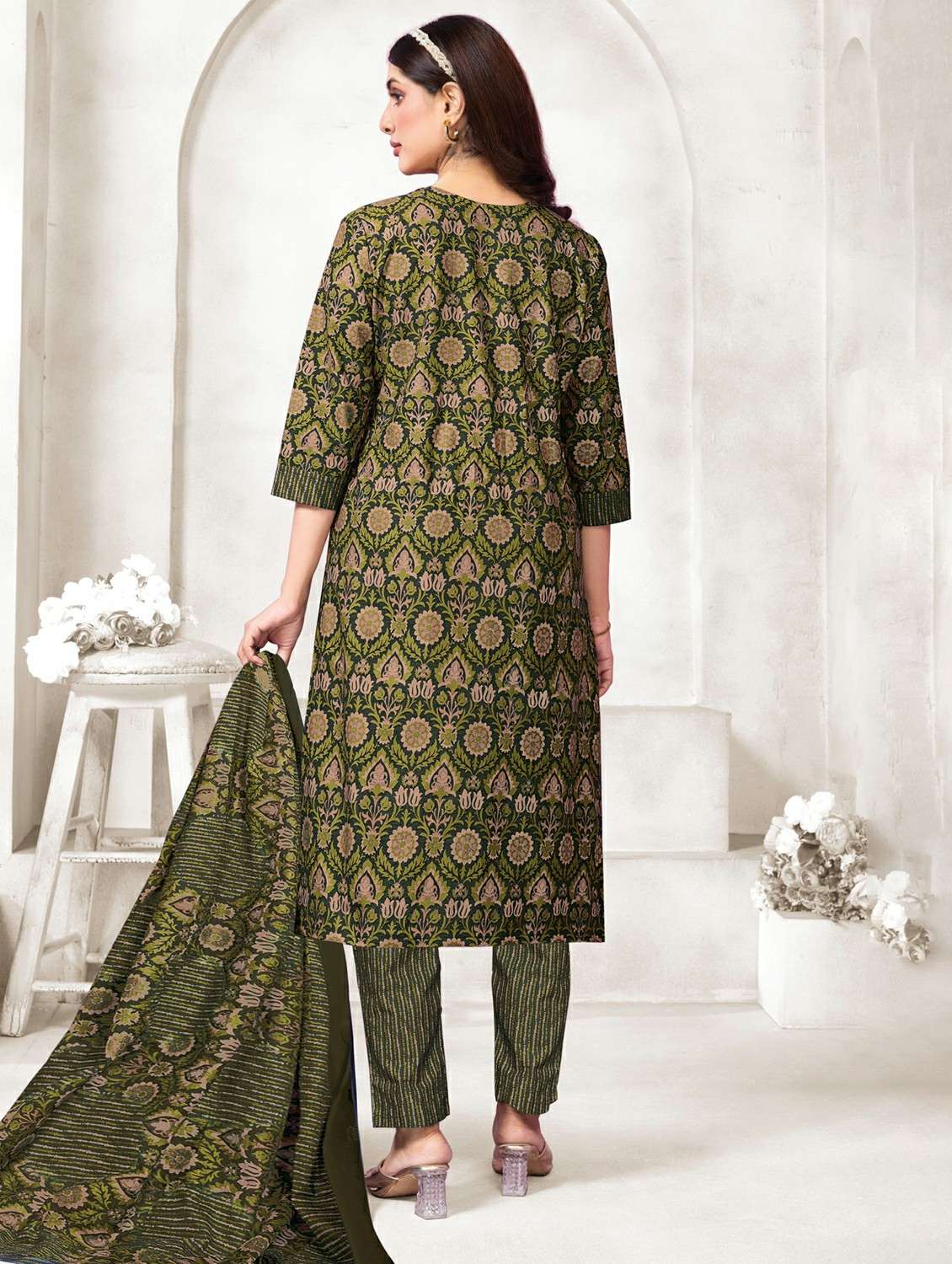 women printed three quarter sleeve kurta pant with dupatta set - 22185122 -  Standard Image - 1