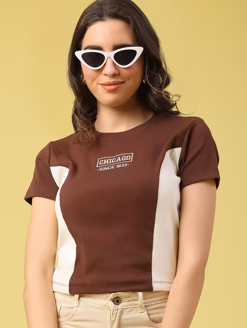 women printed short sleeve crop t-shirt - 22185592 -  Standard Image - 1