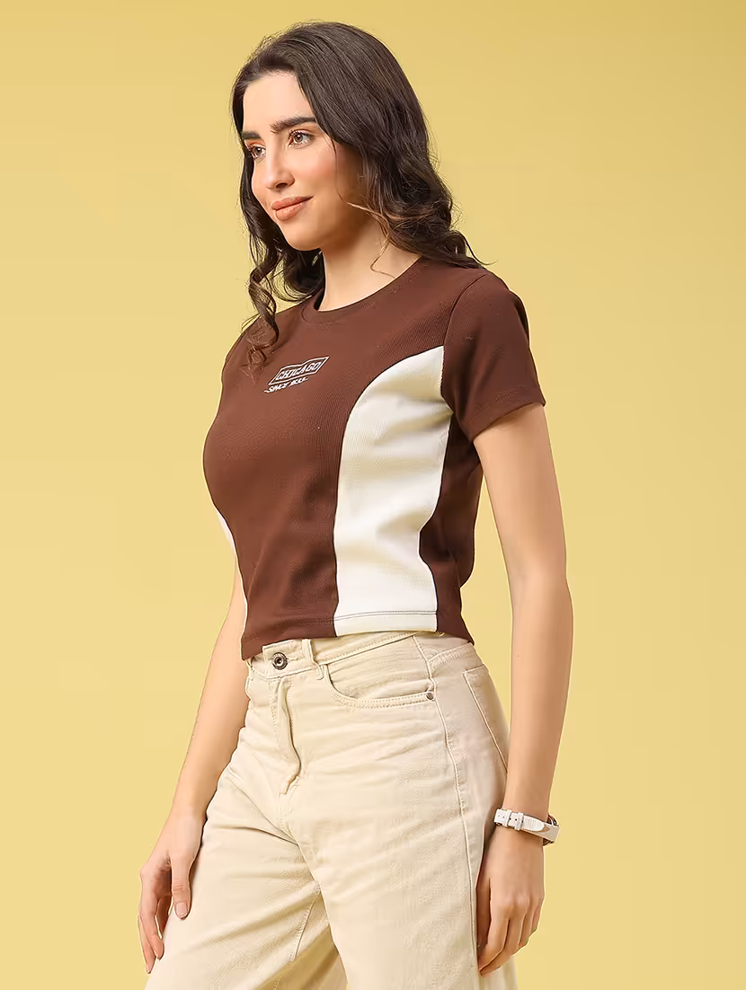 women printed short sleeve crop t-shirt - 22185592 -  Standard Image - 4