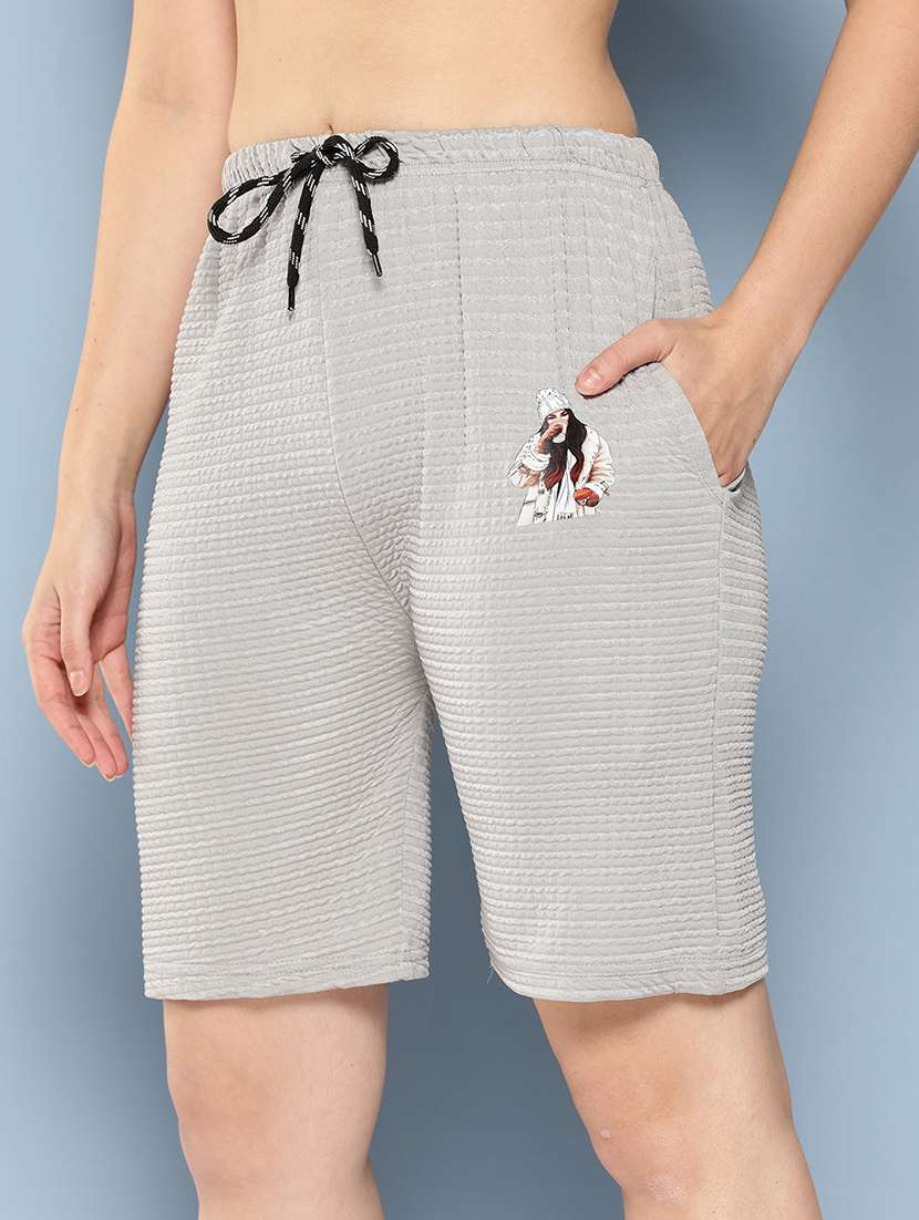 women printed top and shorts co-ord set - 22186129 -  Standard Image - 4