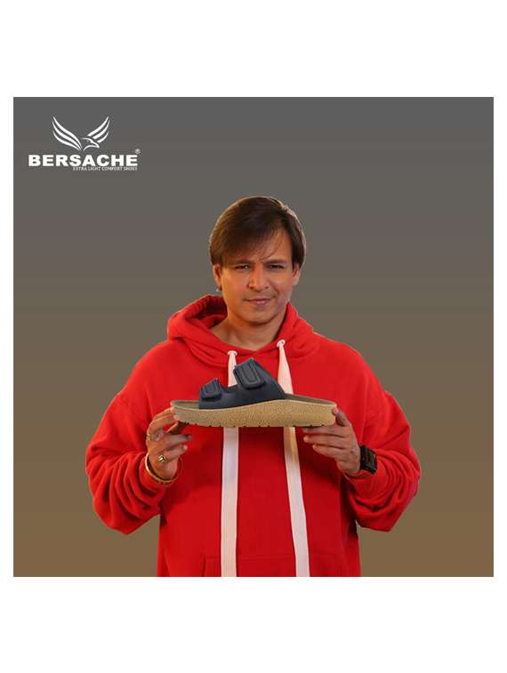 men solid toe seperator sandal - 22186252 -  Standard Image - 1