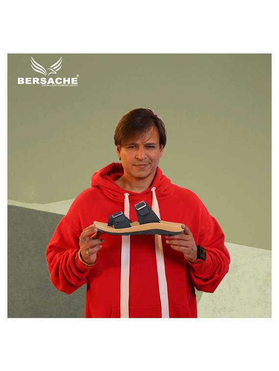 men solid toe seperator sandal - 22186258 -  Standard Image - 1