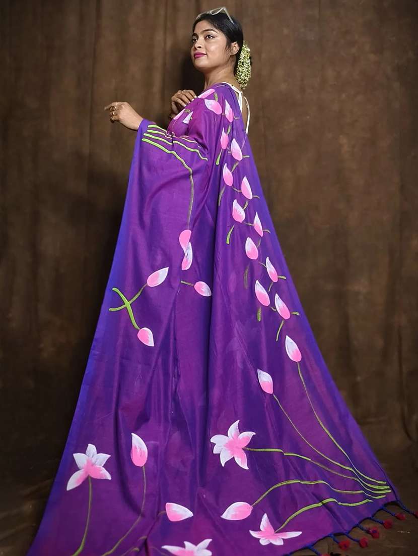 women floral printed saree with blouse - 22186344 -  Standard Image - 1