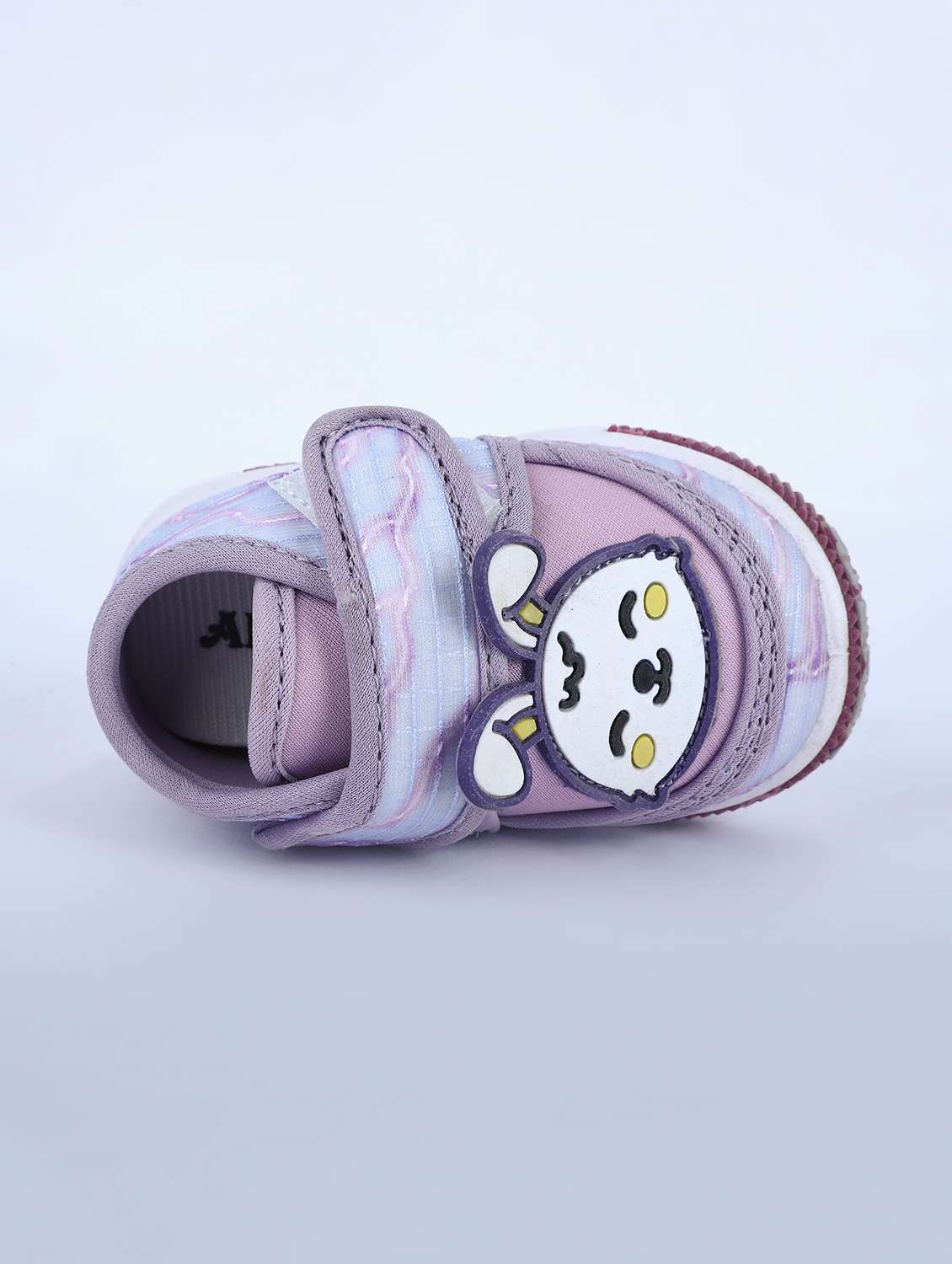 girls printed casual sneakers - 22186639 -  Standard Image - 4