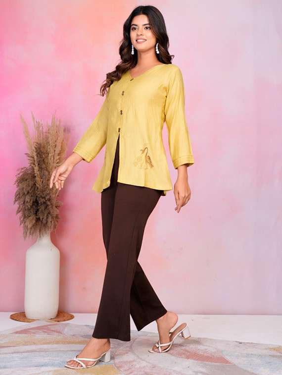 women embroidered long sleeve front slit kurti - 22186923 -  Standard Image - 4