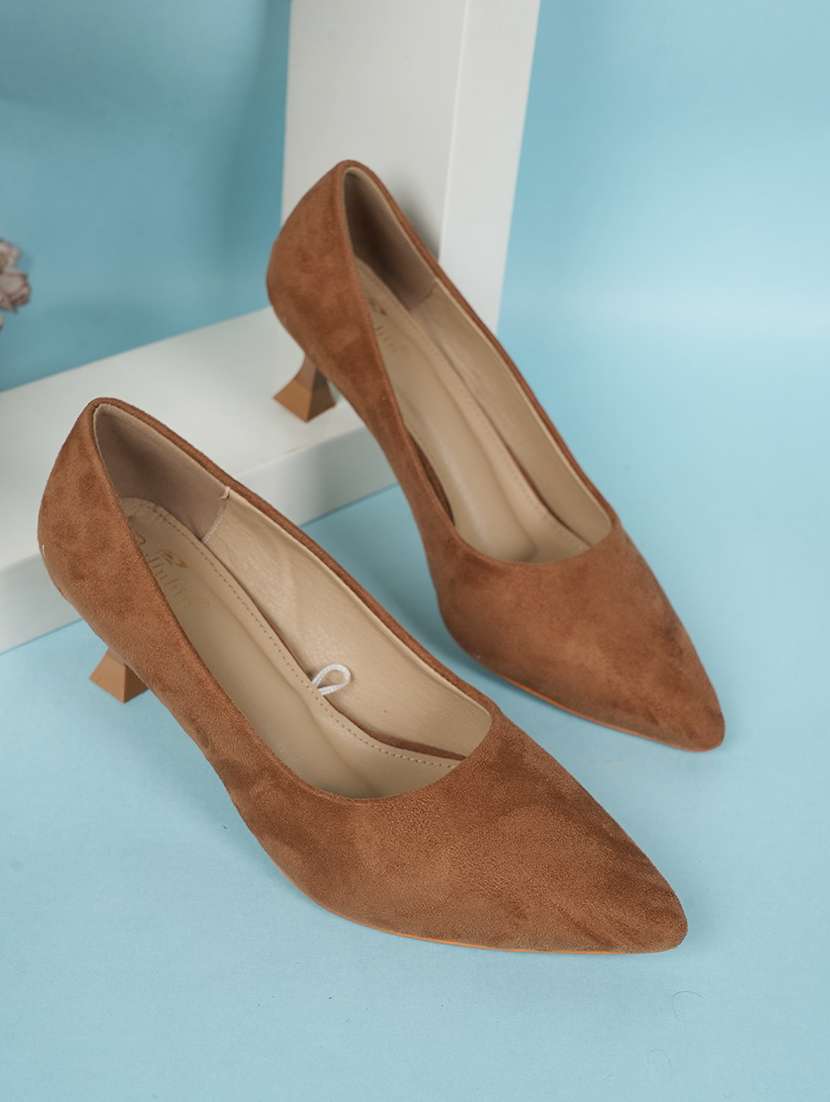 women slip on pump